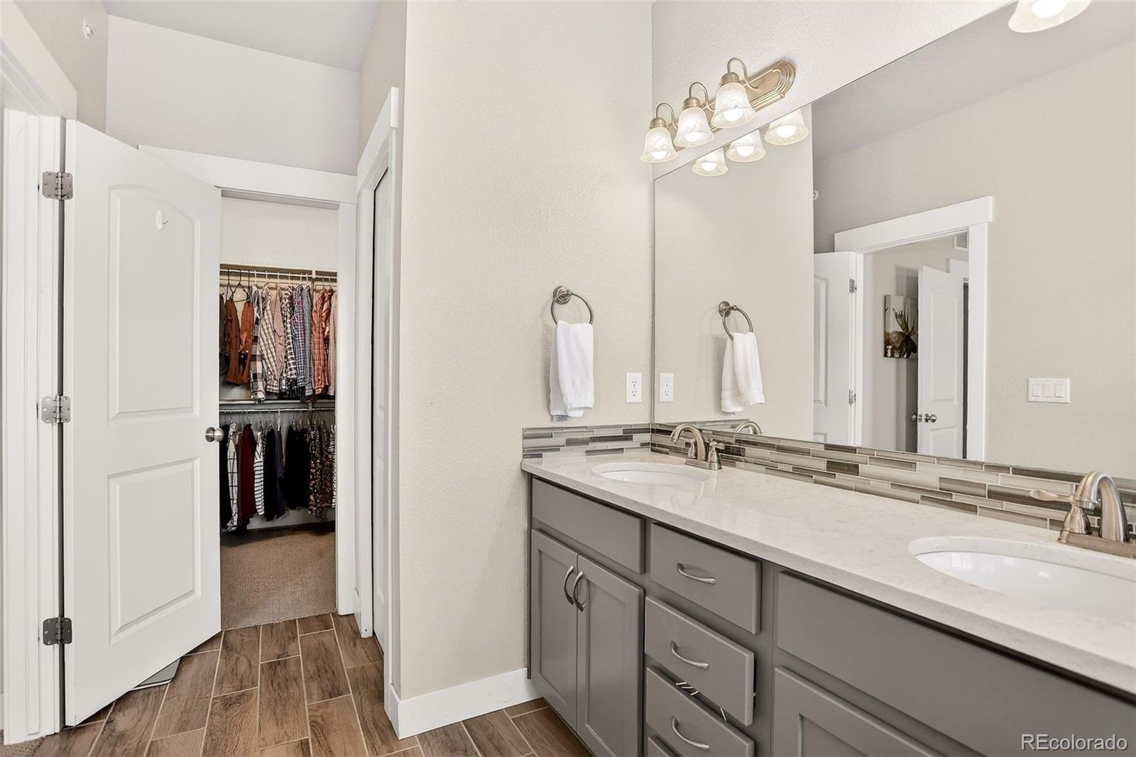 4863 Northern Lights Drive Unit: D