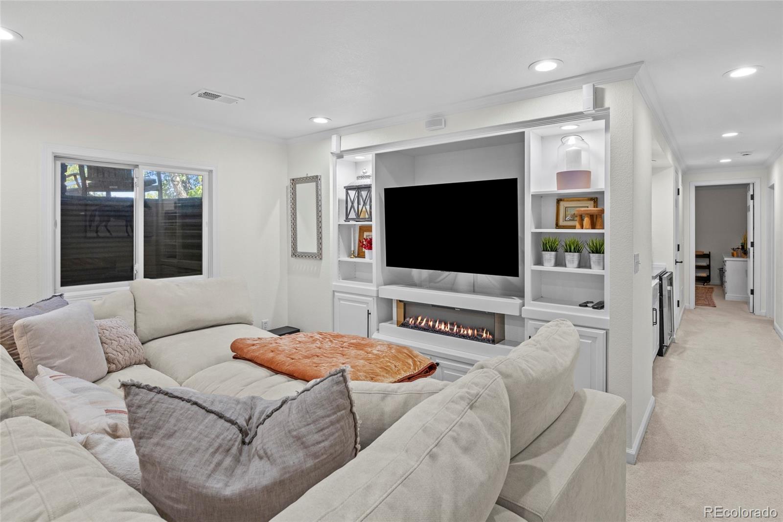 983 Logan Court