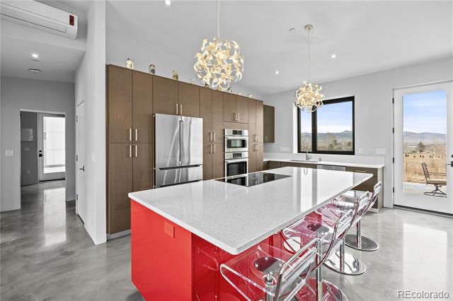 903 Paragon Drive