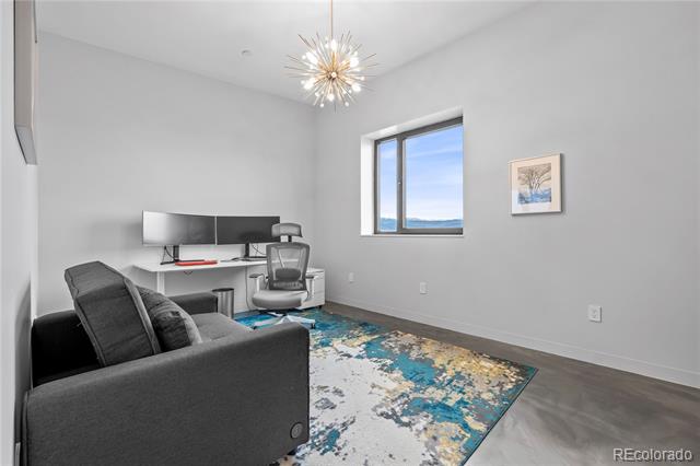 903 Paragon Drive