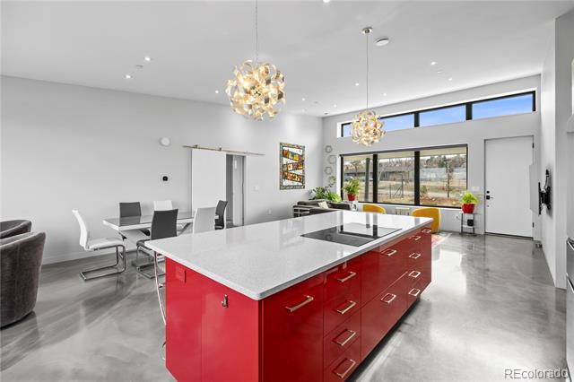 903 Paragon Drive