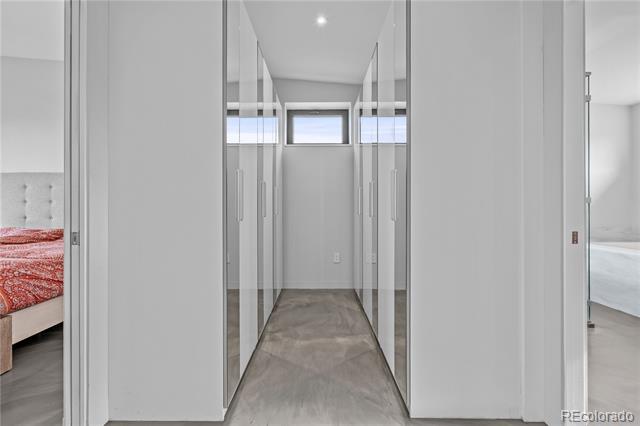 903 Paragon Drive