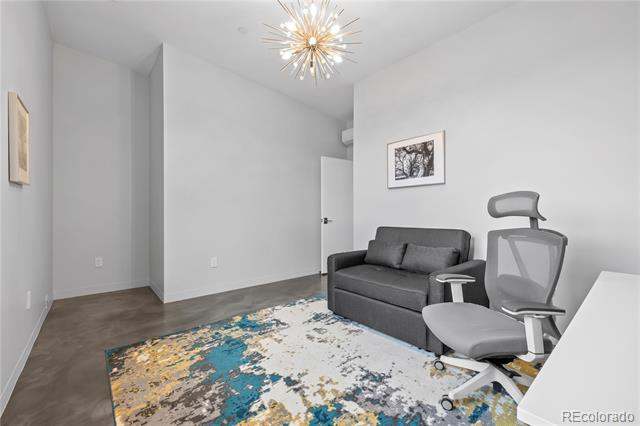 903 Paragon Drive