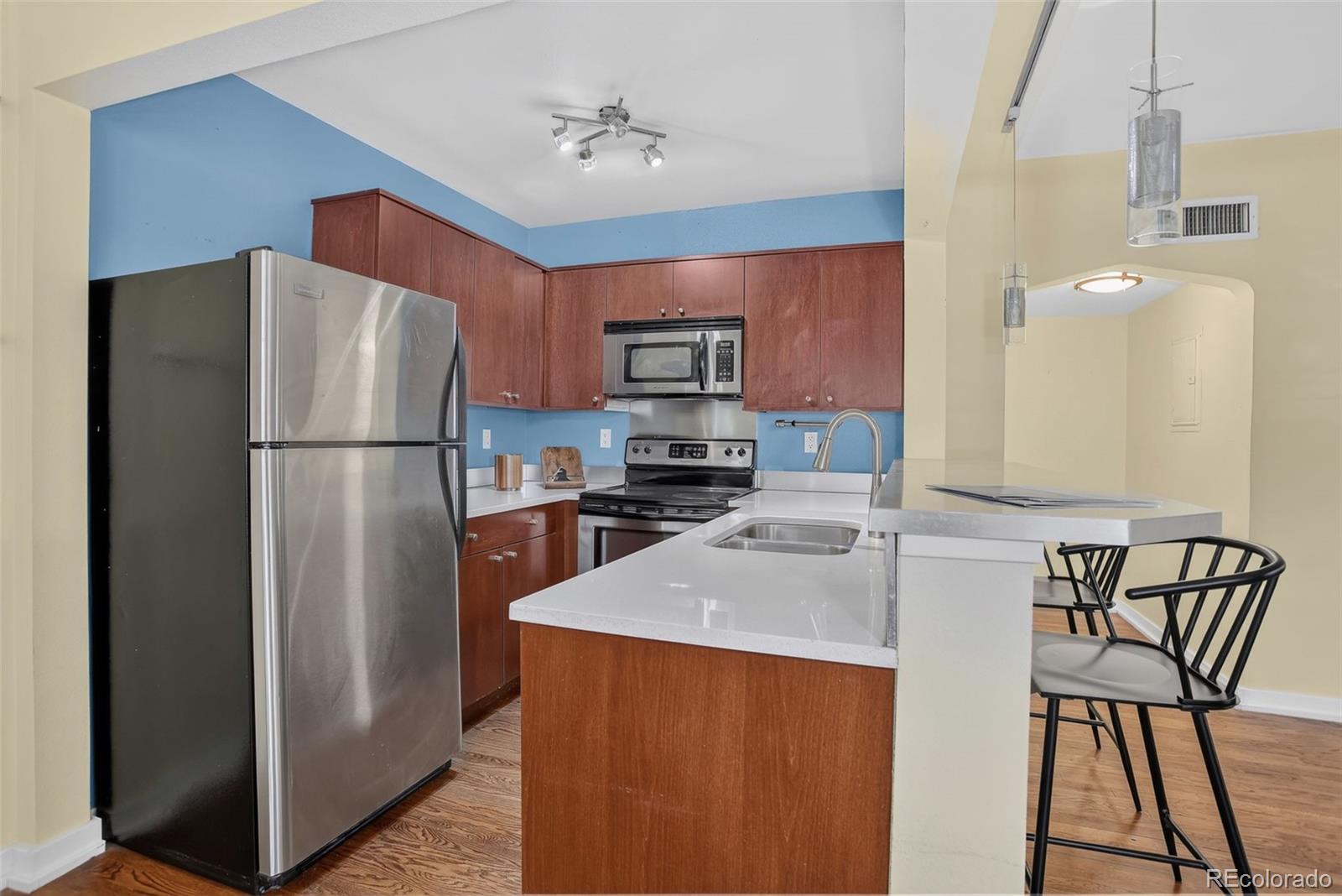 636 N Washington Street Unit: 101