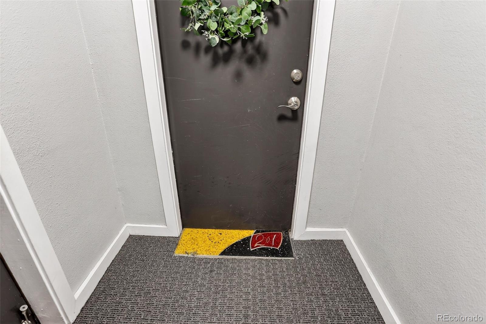 636 N Washington Street Unit: 101