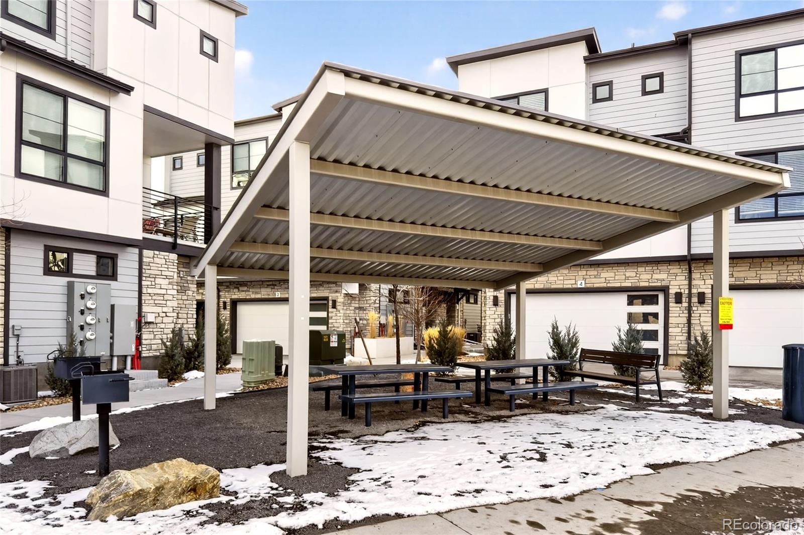 2064 S Holly Street Unit: 2-4