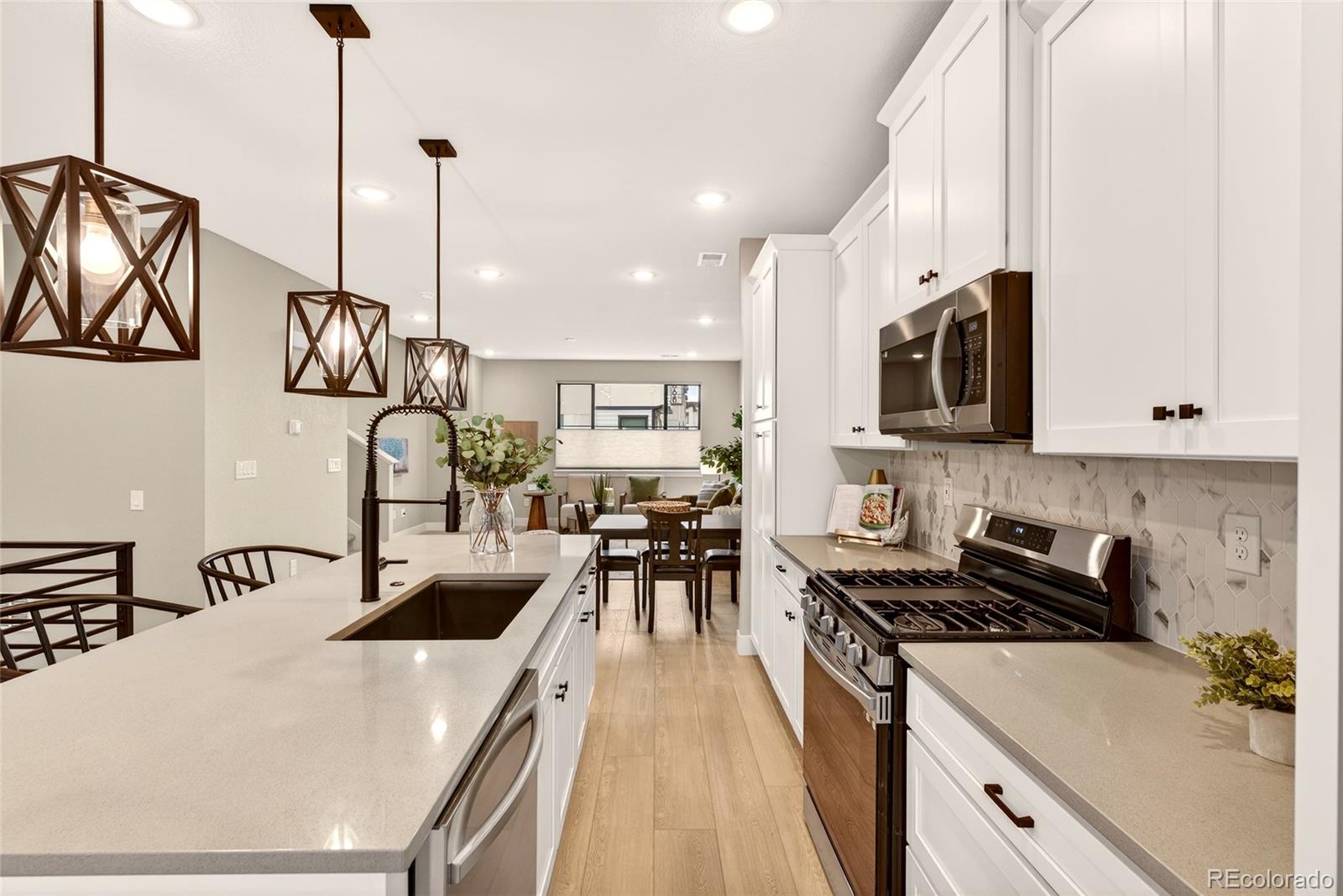 2064 S Holly Street Unit: 2-4