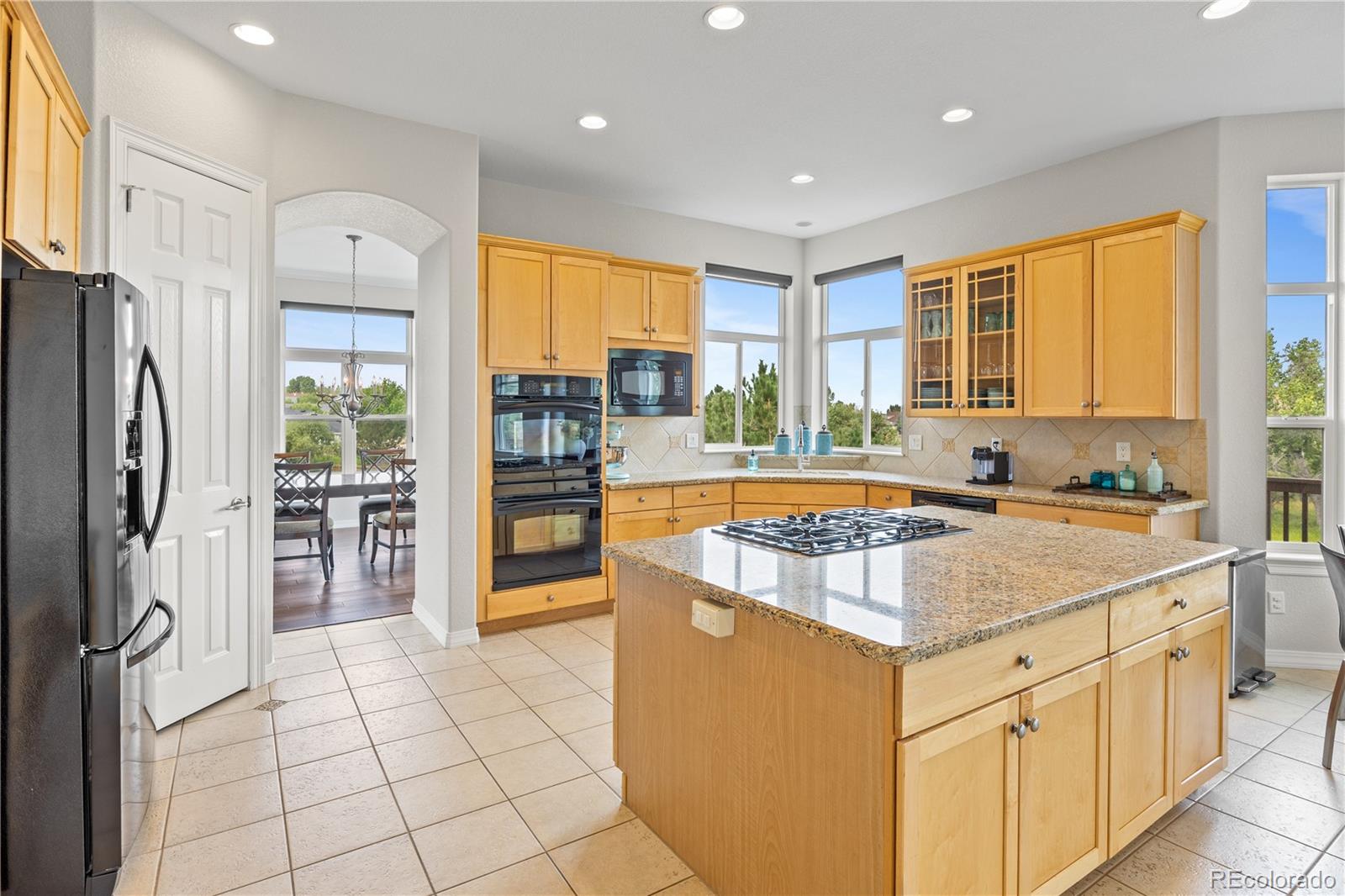 23965 E Kettle Place