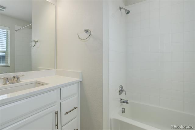 9180 E 52nd Drive