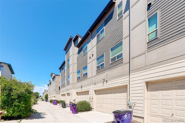9180 E 52nd Drive