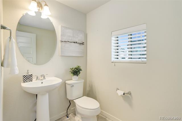 9180 E 52nd Drive