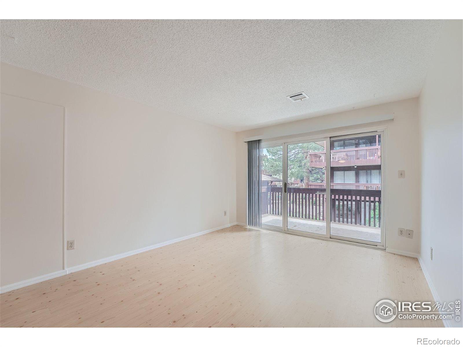 500 Manhattan Drive Unit: 6