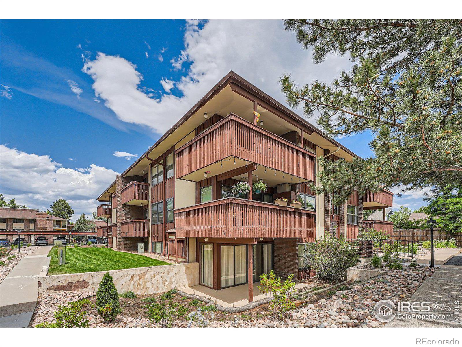 500 Manhattan Drive Unit: 6