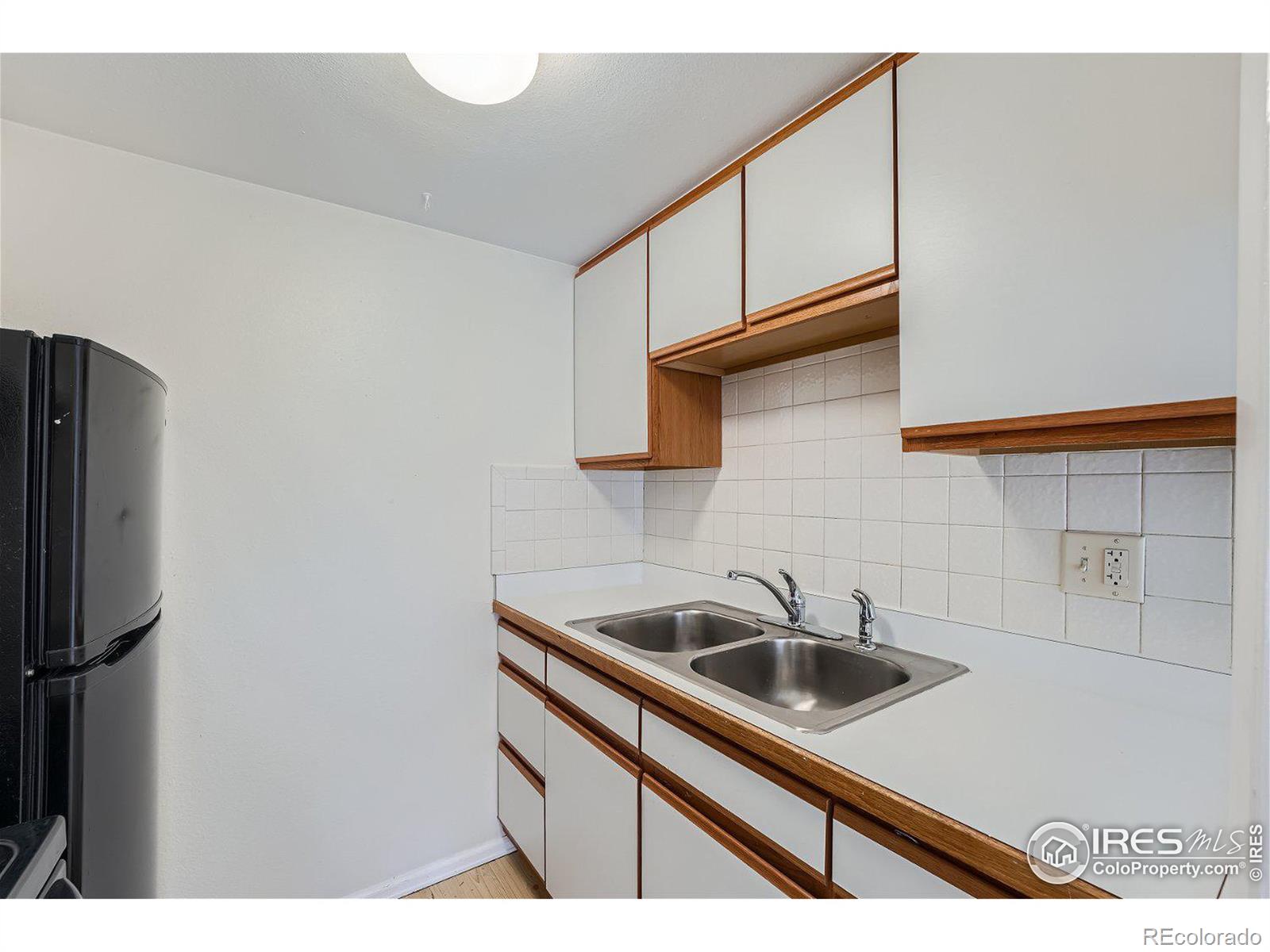 500 Manhattan Drive Unit: 6