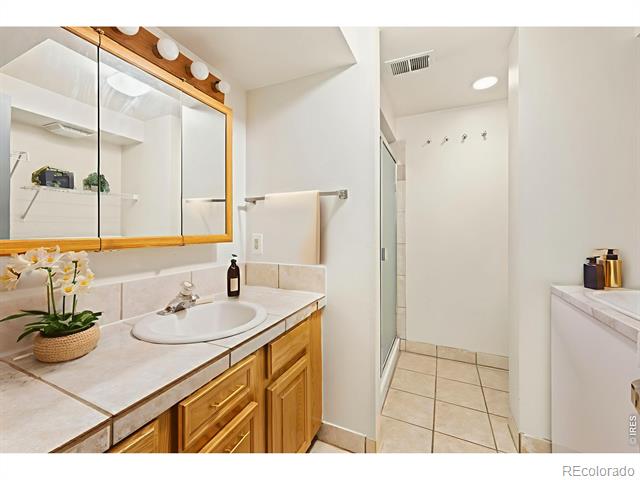 3025 Regatta Lane Unit: 2