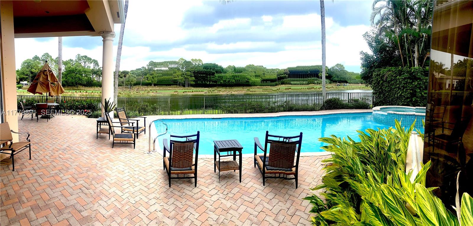 111 Via Verde Way