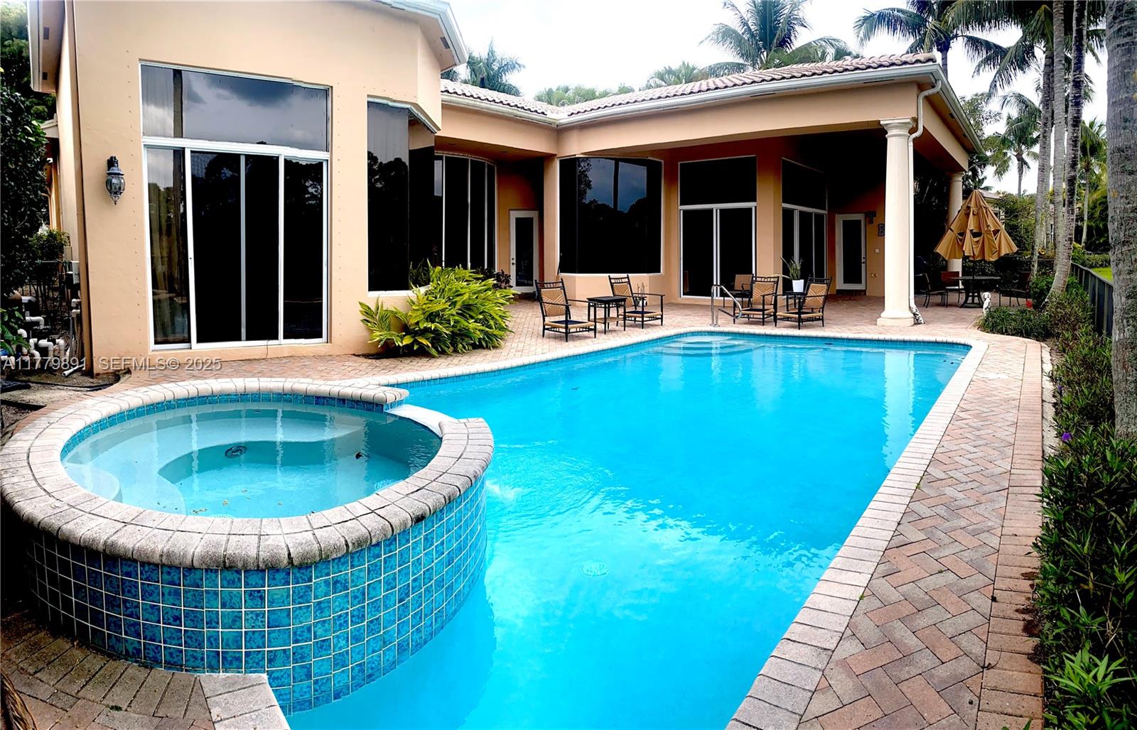 111 Via Verde Way