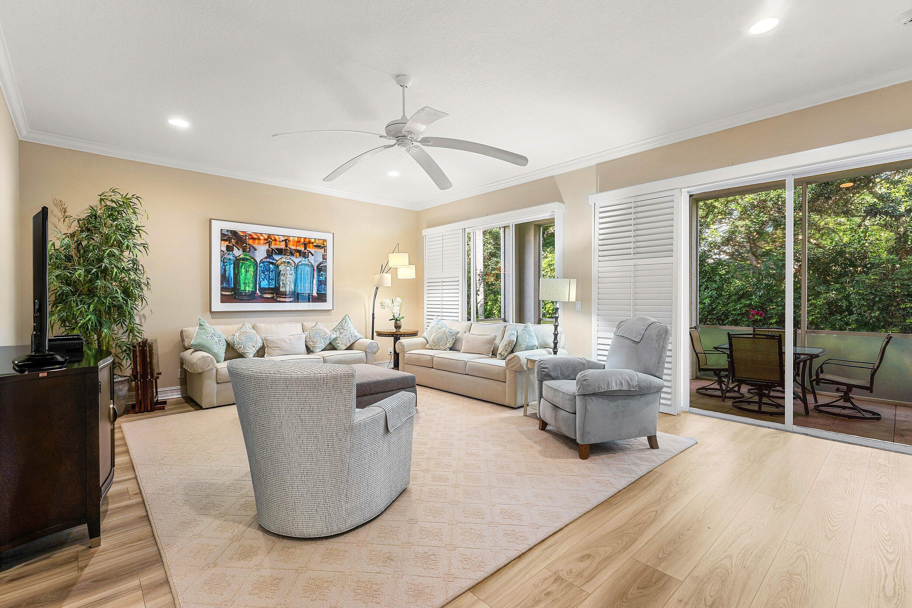 101 Palm Bay