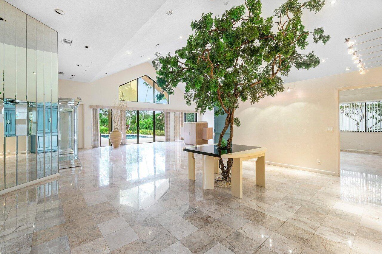 13885 Rivoli Drive