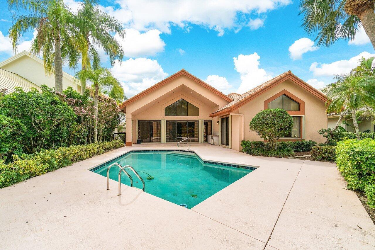 13885 Rivoli Drive