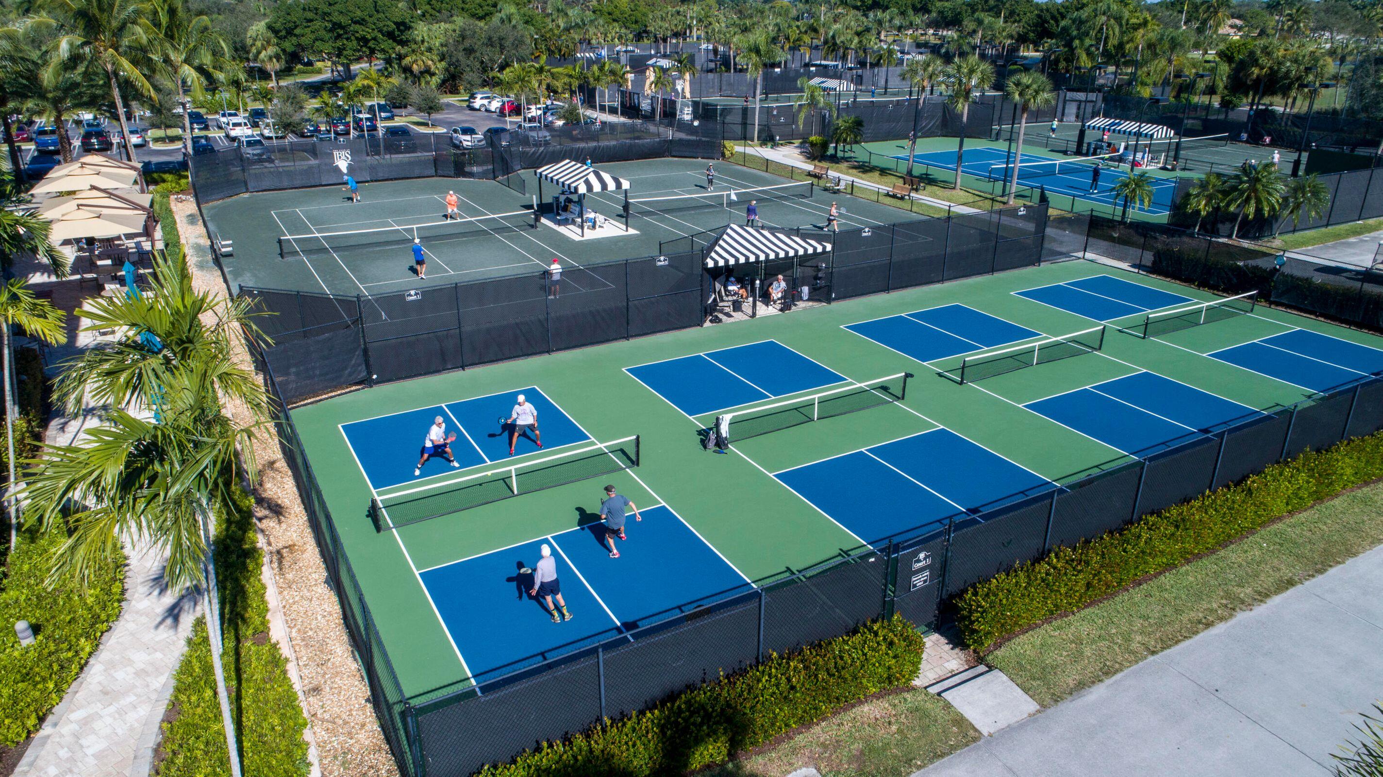 10724 Grande Boulevard