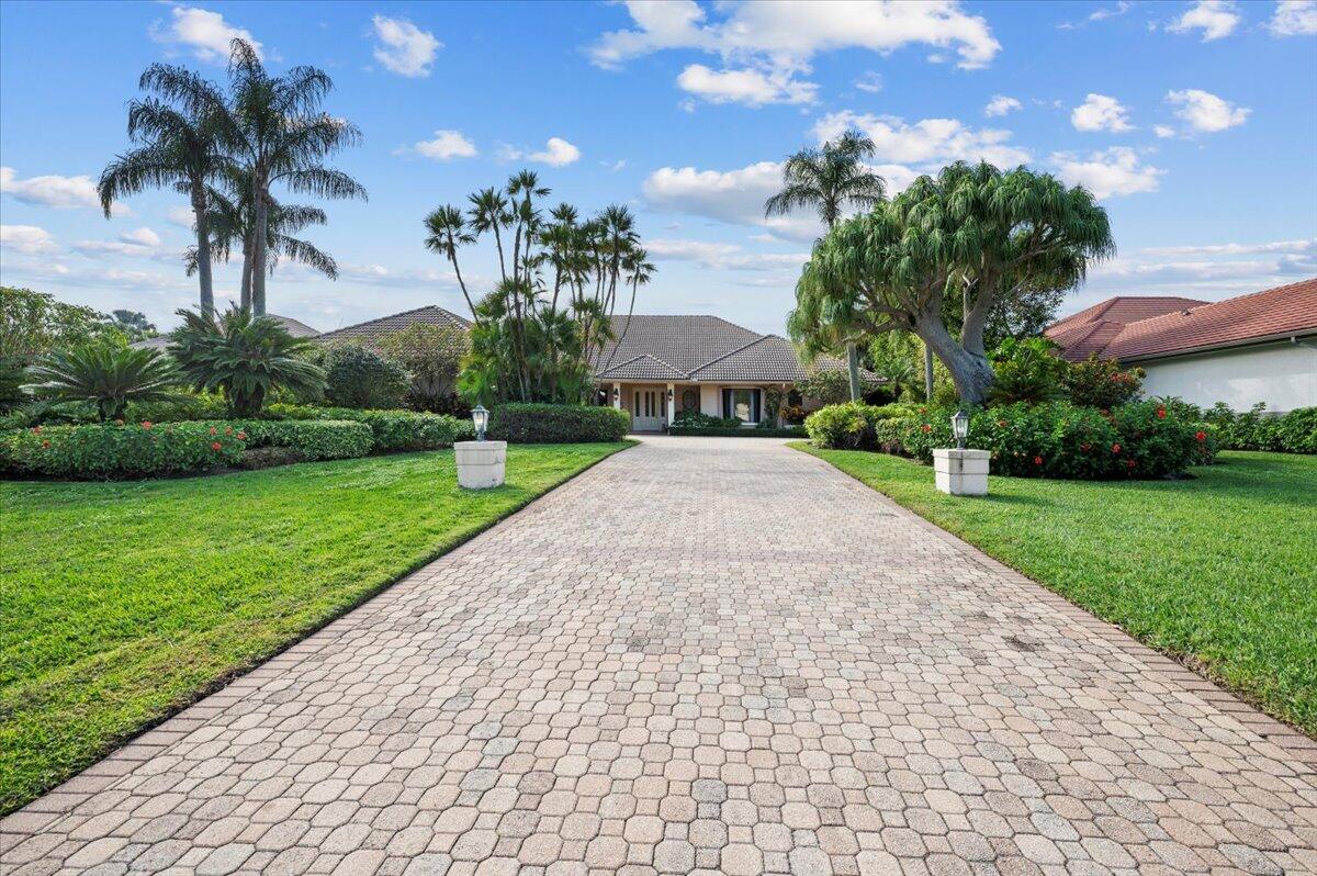 13781 Monaco Way