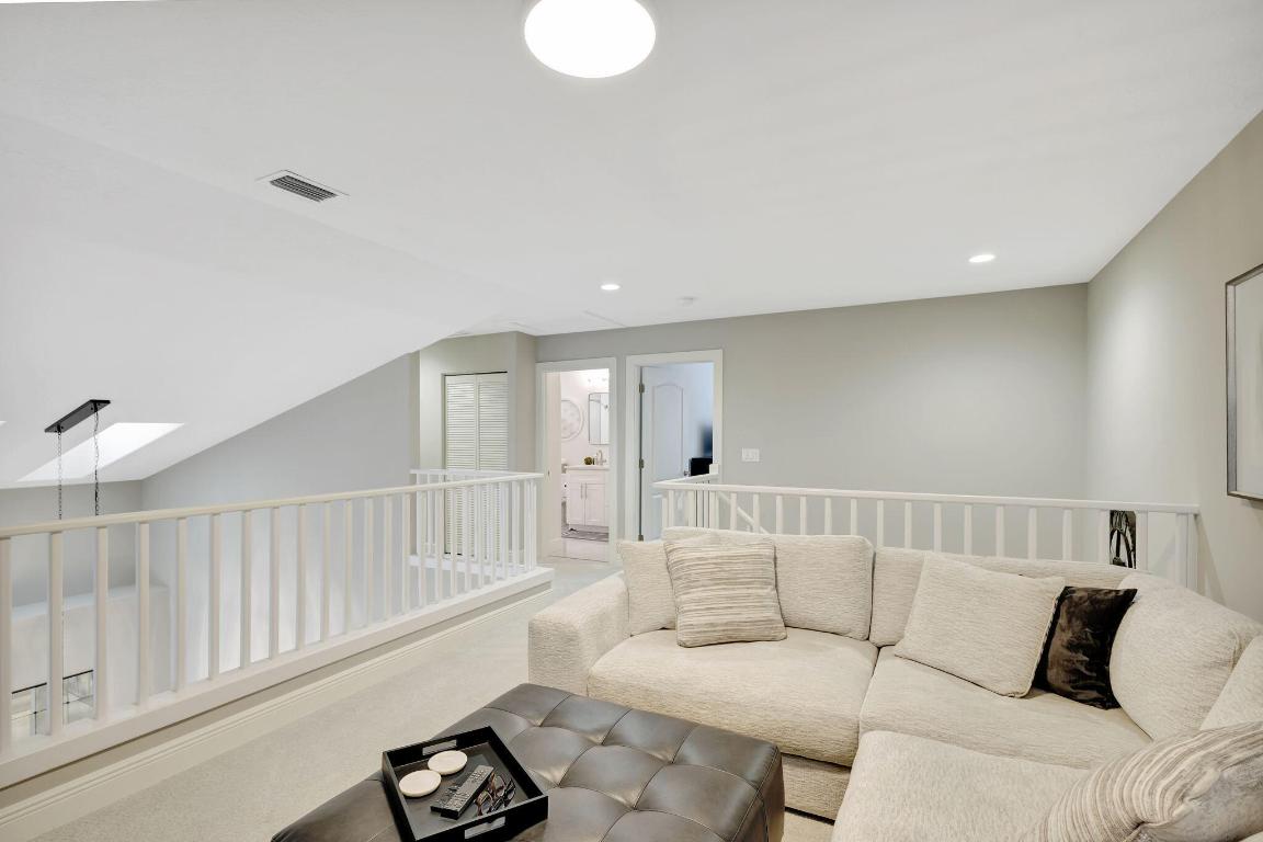 9 Porta Vista Circle