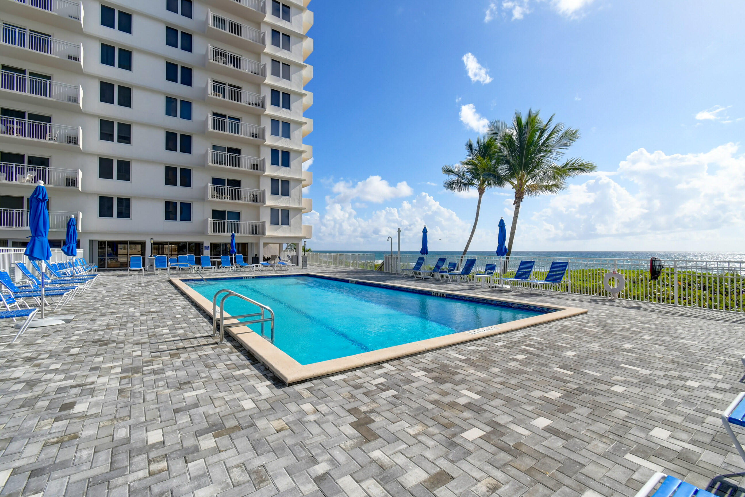 3221 S Ocean Boulevard 704