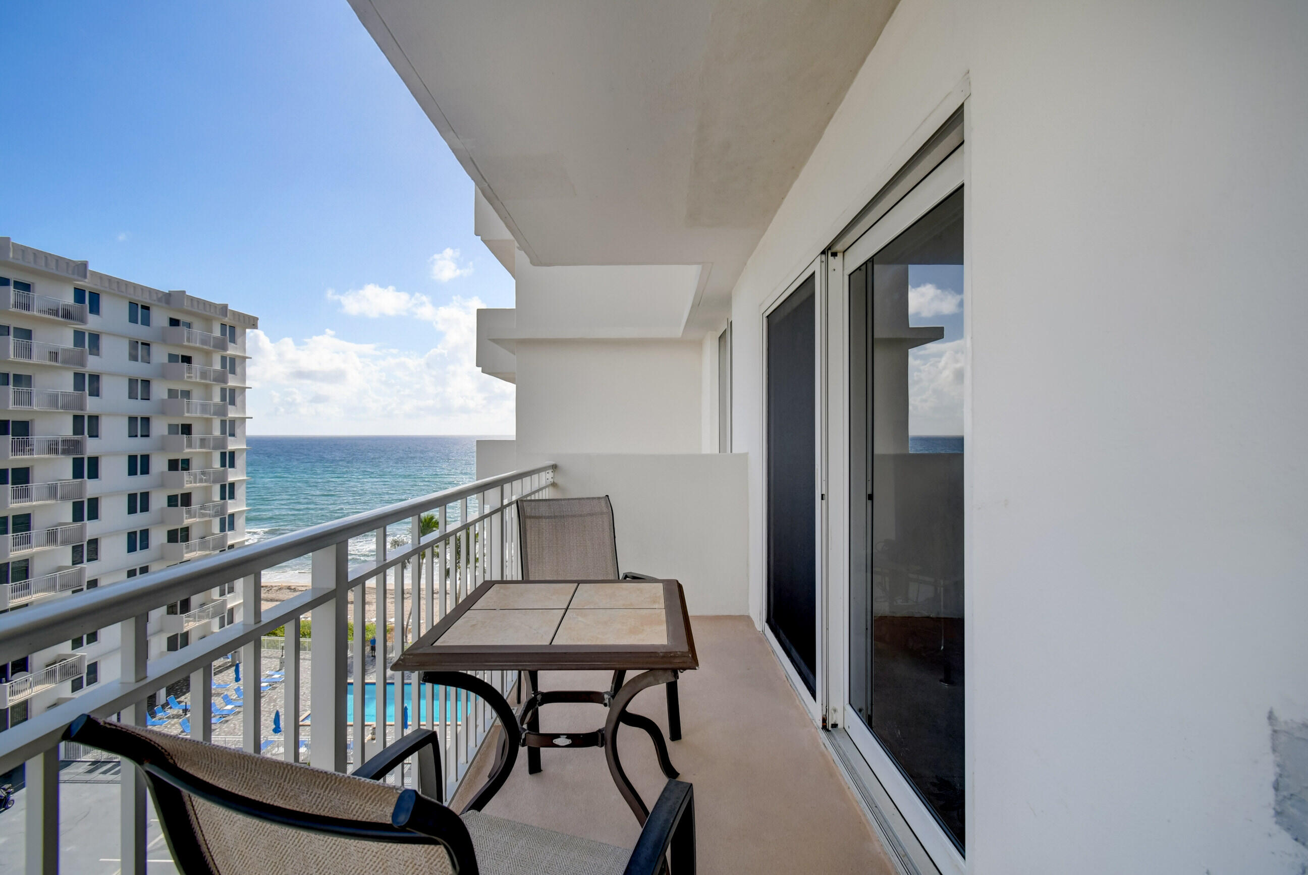 3221 S Ocean Boulevard 704