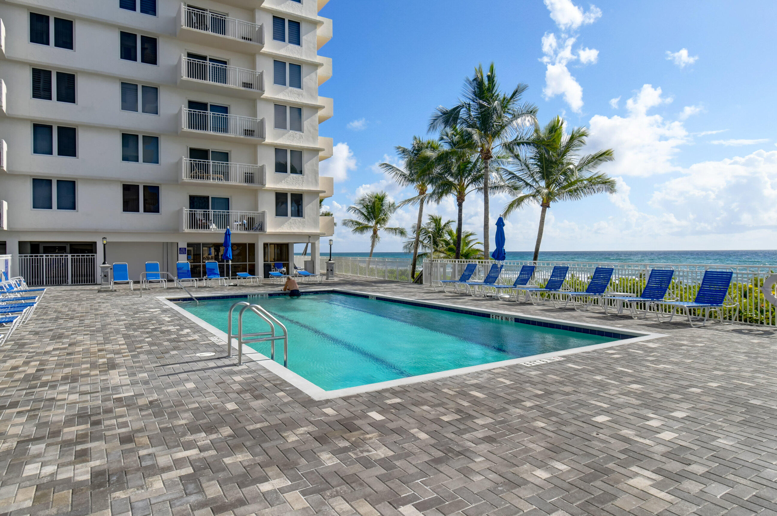 3221 S Ocean Boulevard 704