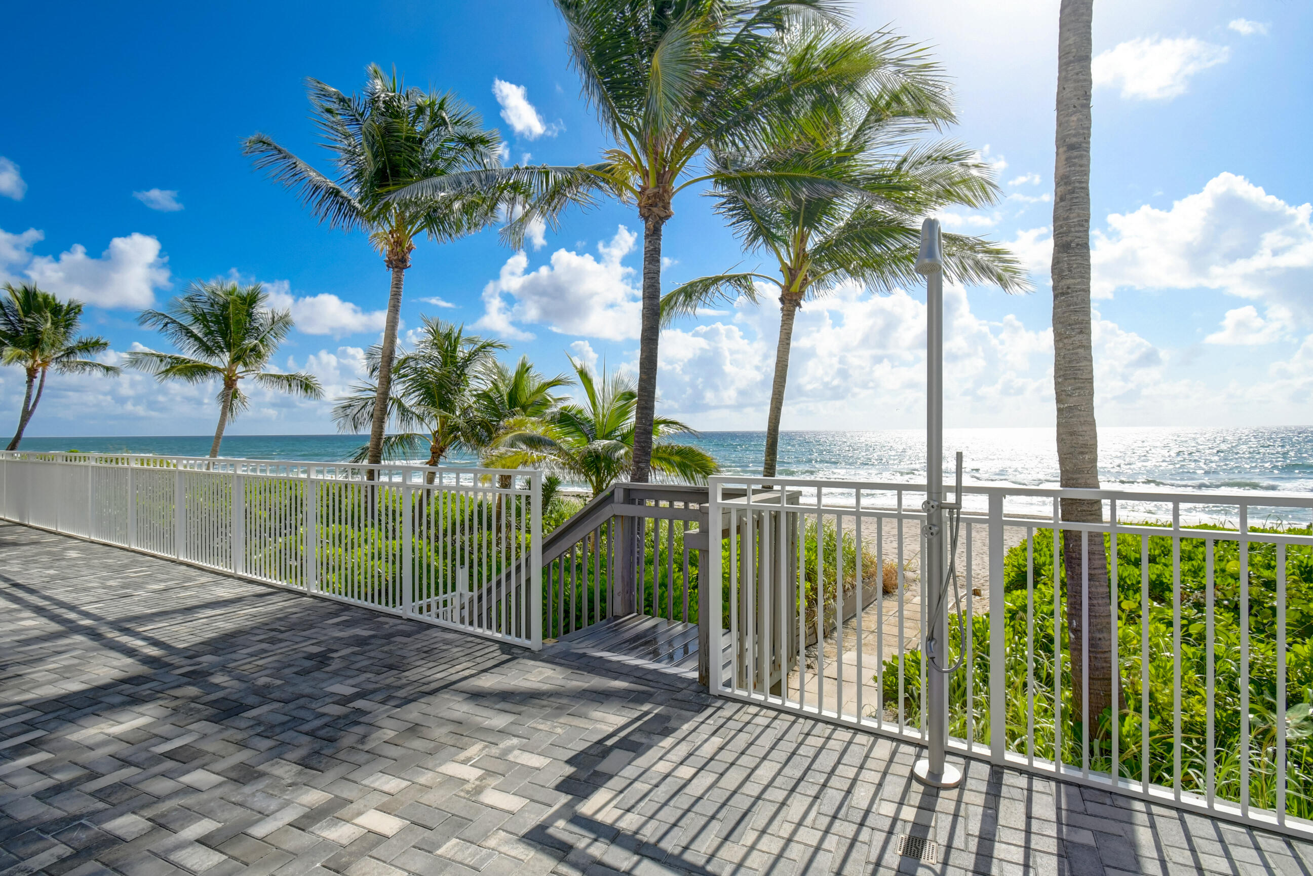 3221 S Ocean Boulevard 704