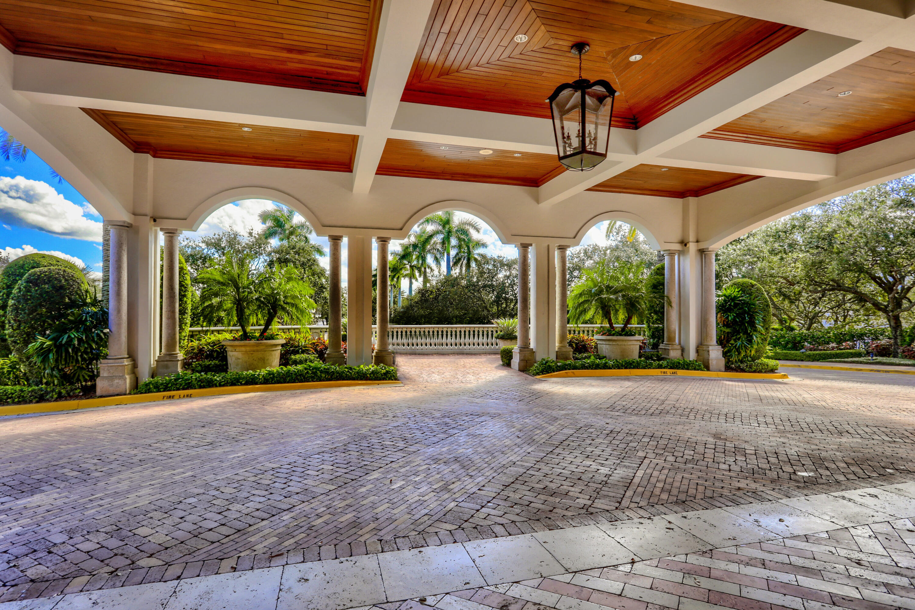 161 Esperanza Way