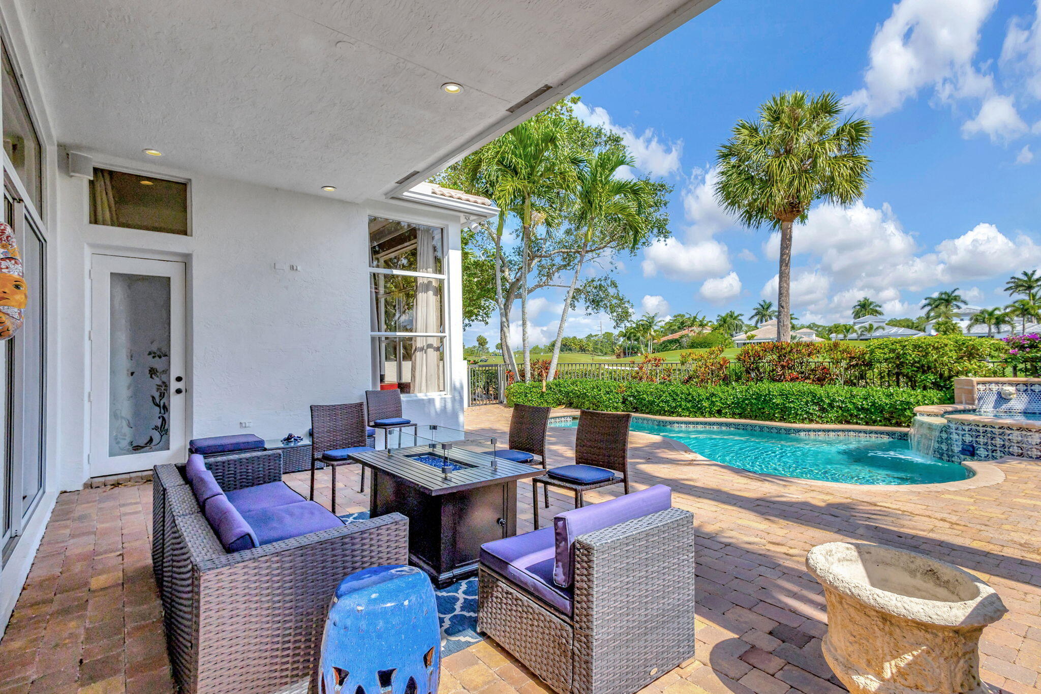 161 Esperanza Way