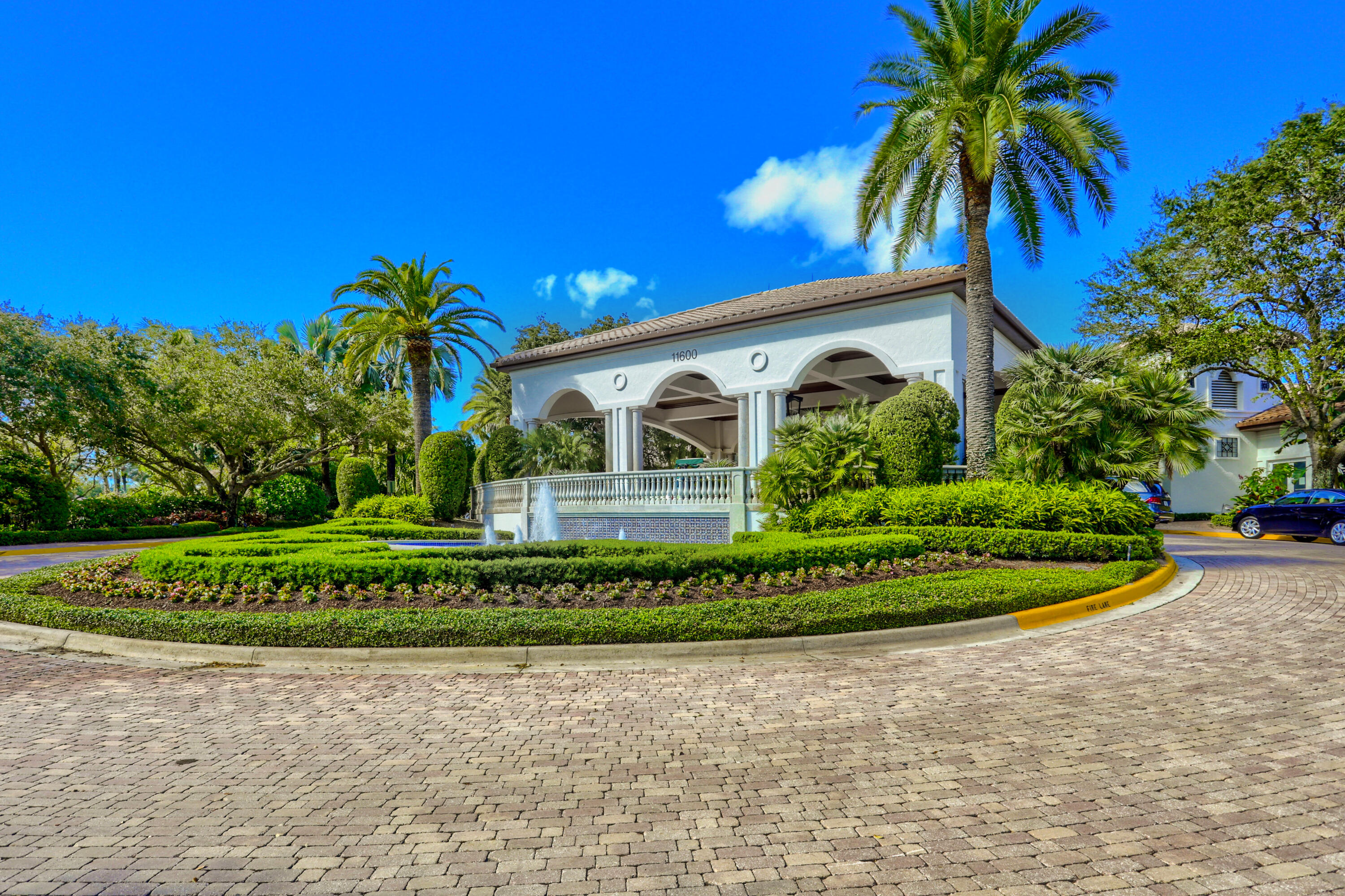 161 Esperanza Way