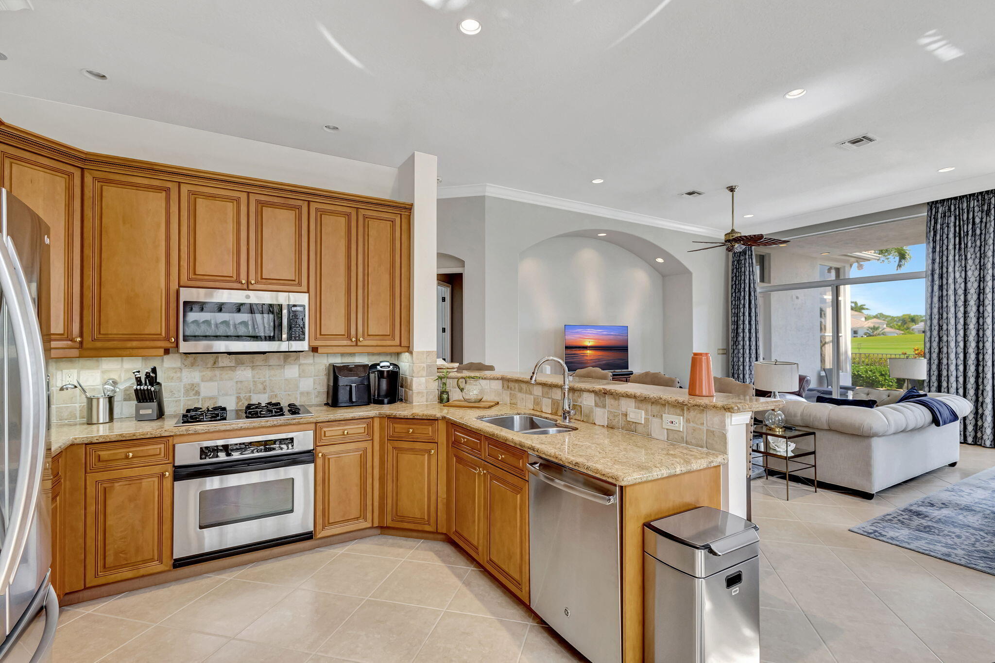 161 Esperanza Way