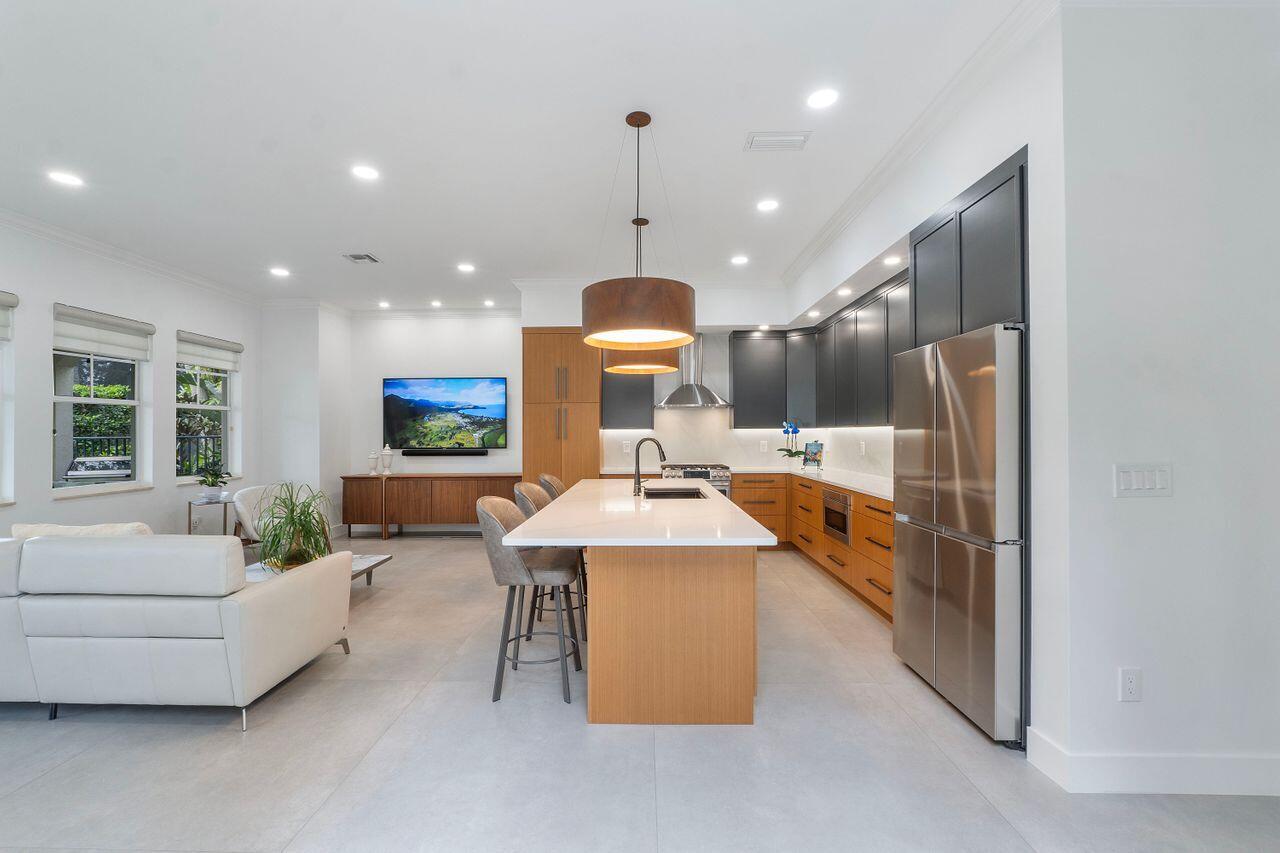 2004 Graden Drive