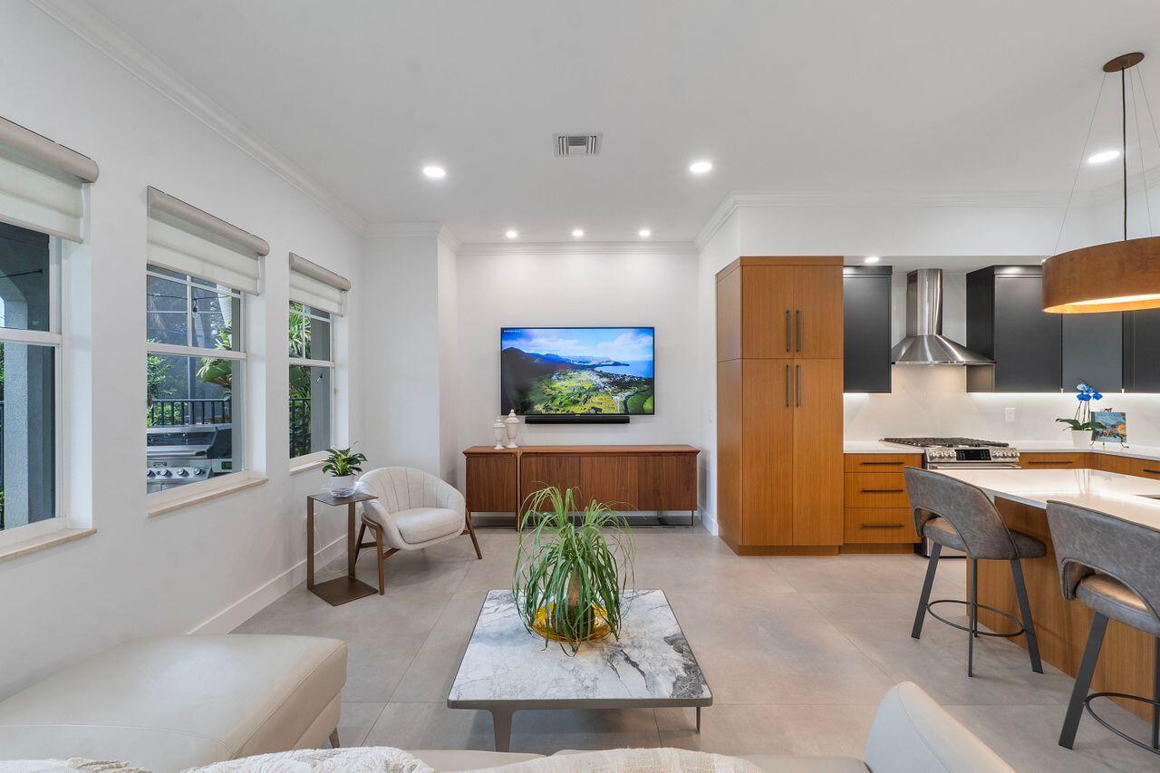 2004 Graden Drive