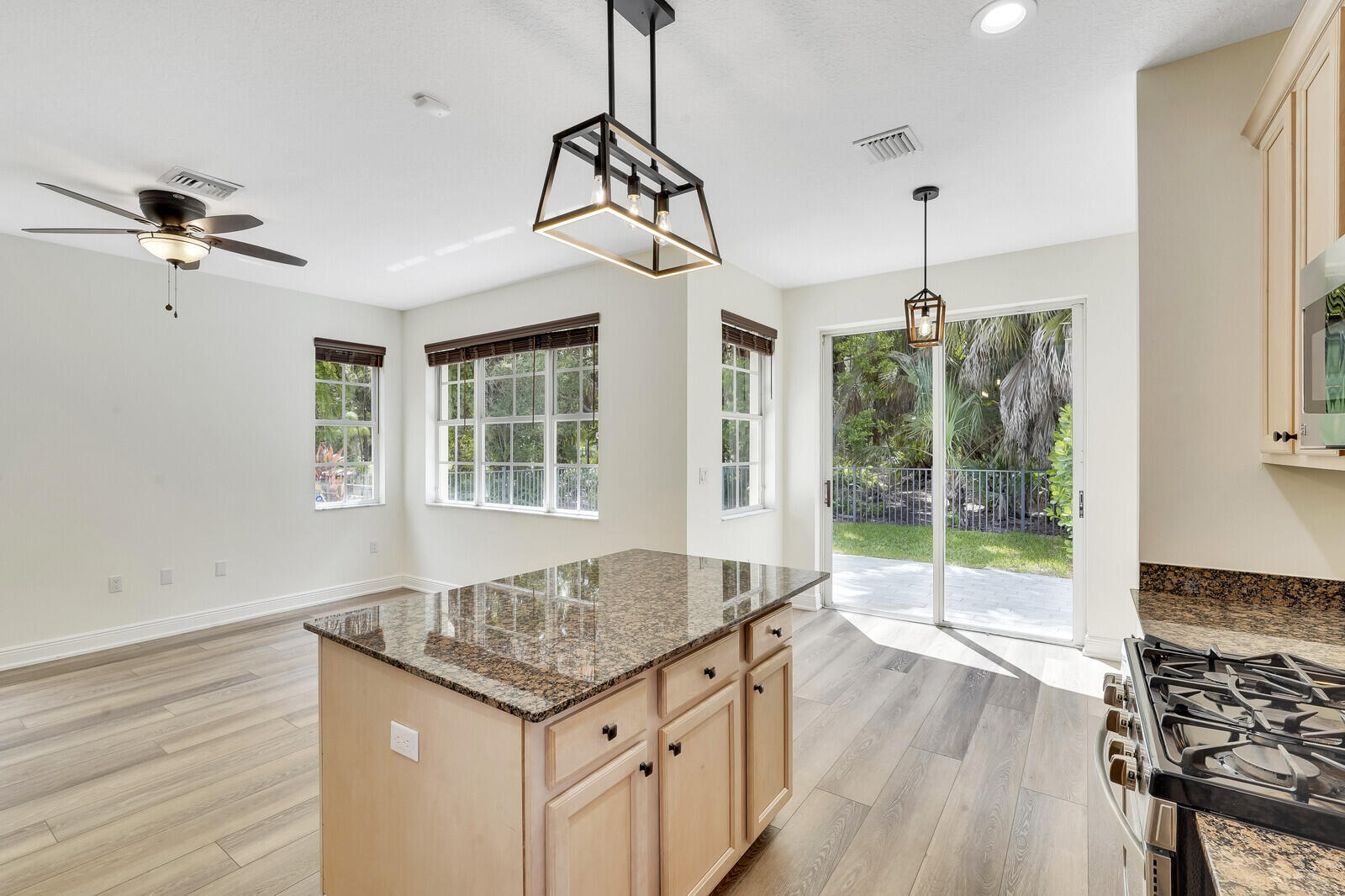 503 Tomahawk Court
