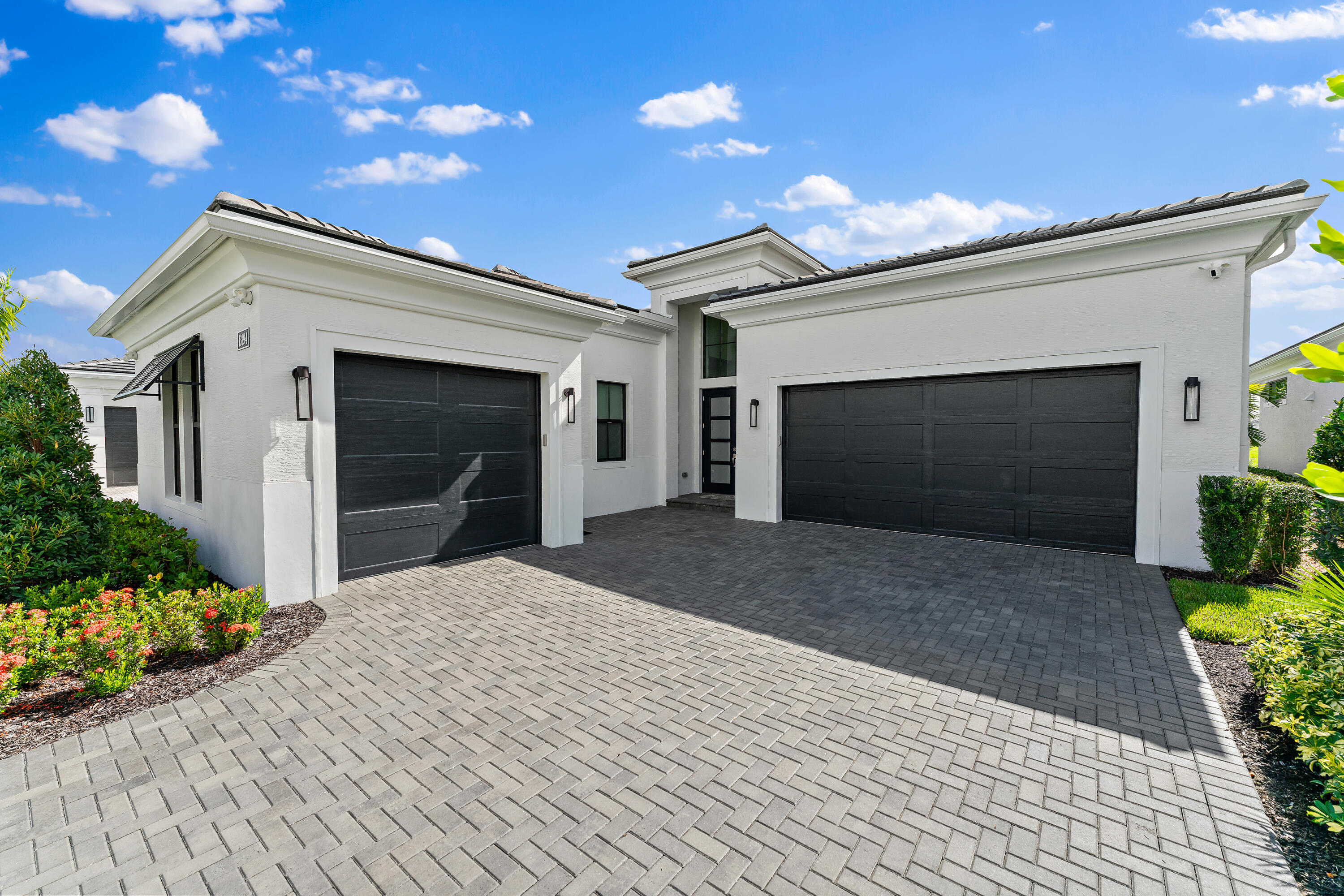 13194 Faberge Place