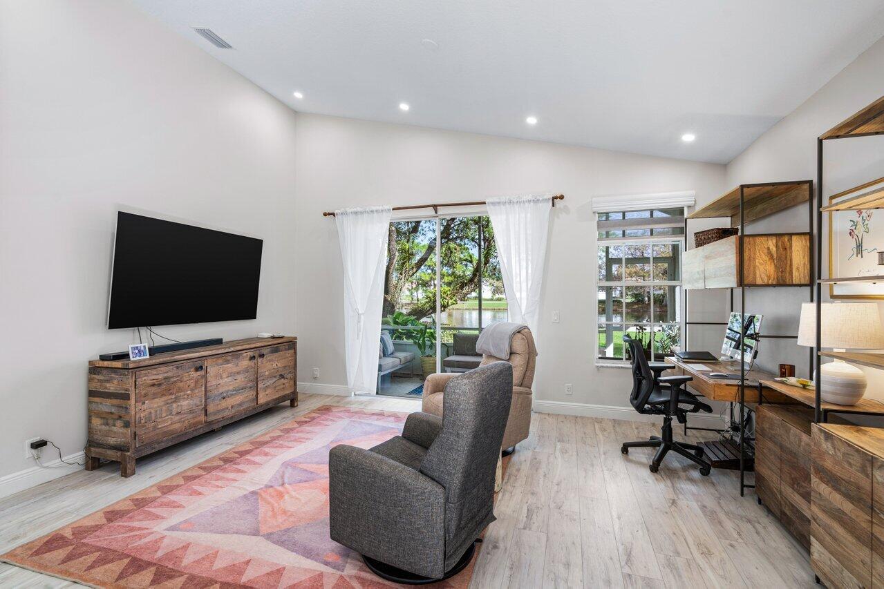12751 Oak Knoll Drive