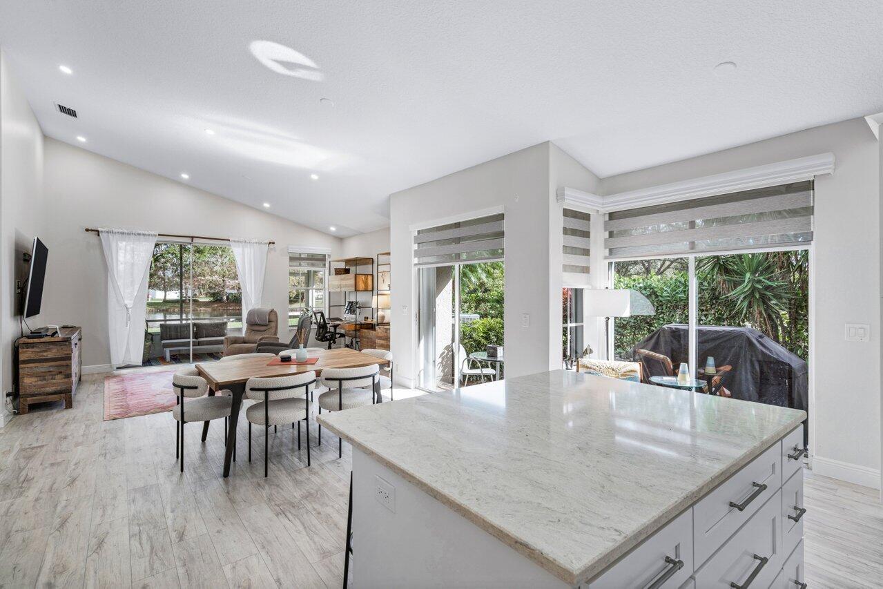 12751 Oak Knoll Drive