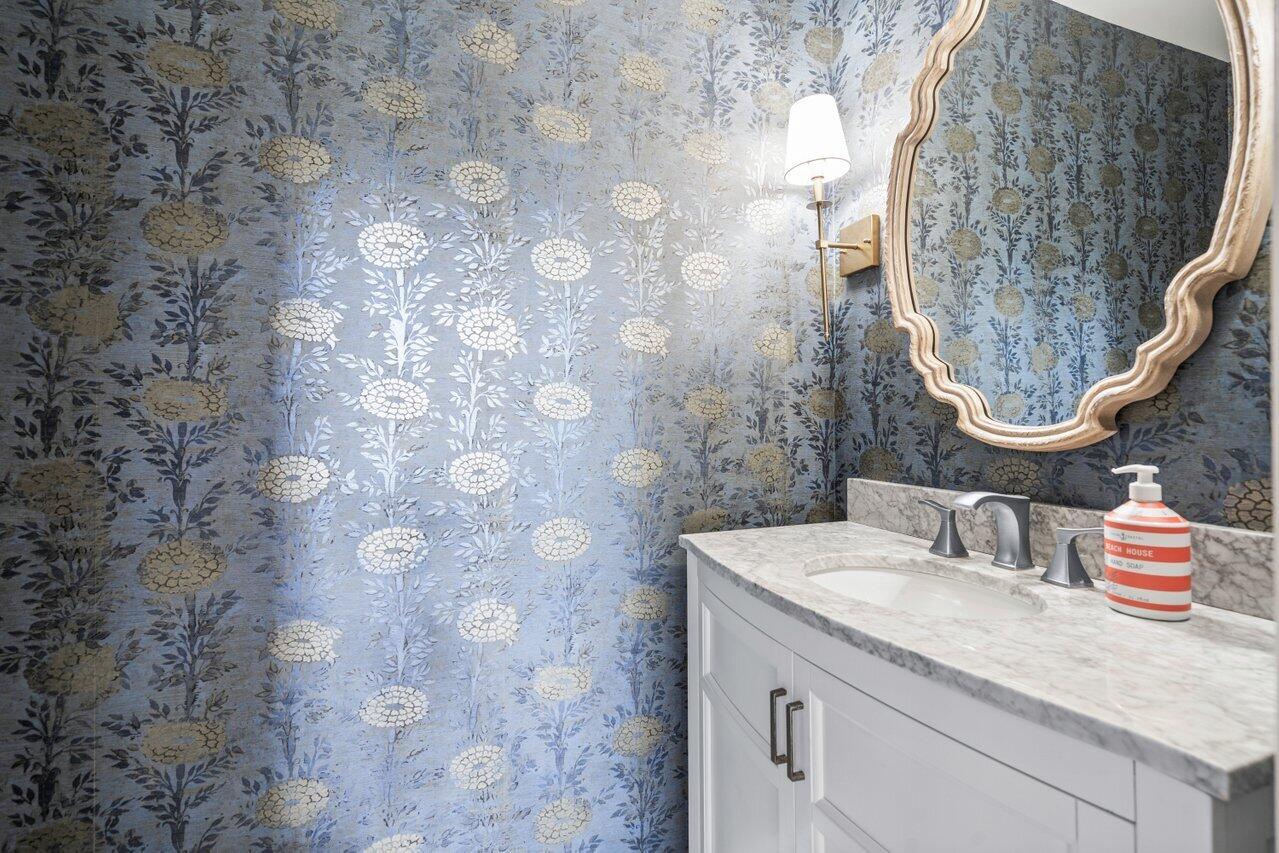 12751 Oak Knoll Drive