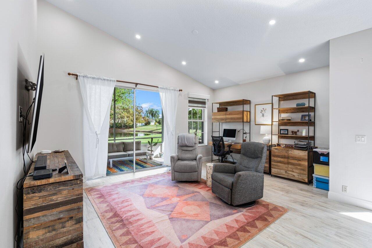 12751 Oak Knoll Drive