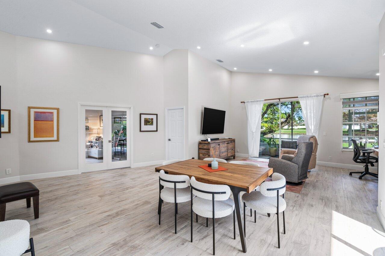 12751 Oak Knoll Drive