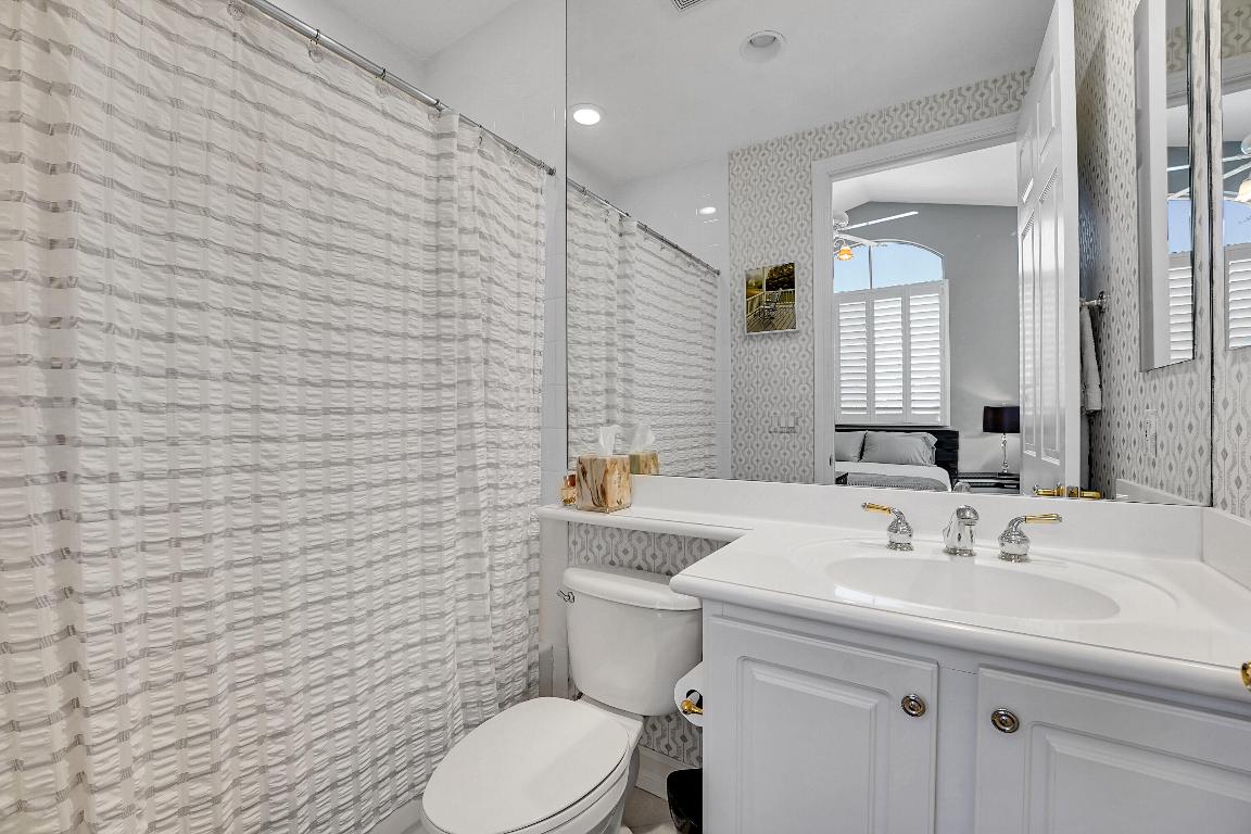 113 Palm Point Circle C