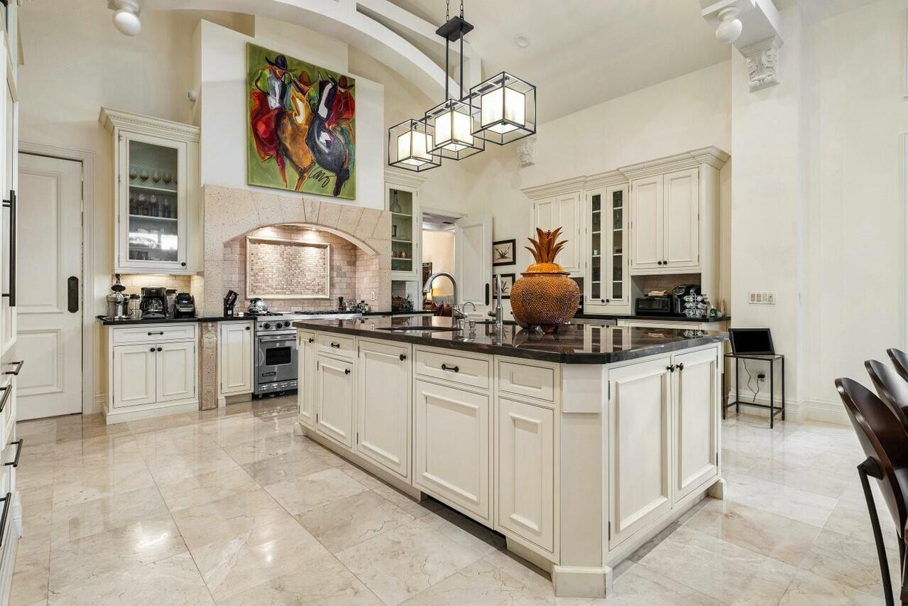 13635 Rhone Circle