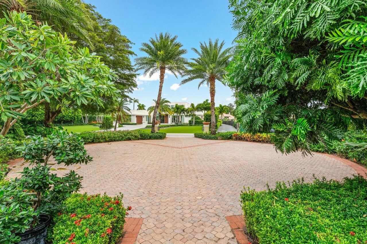 13635 Rhone Circle