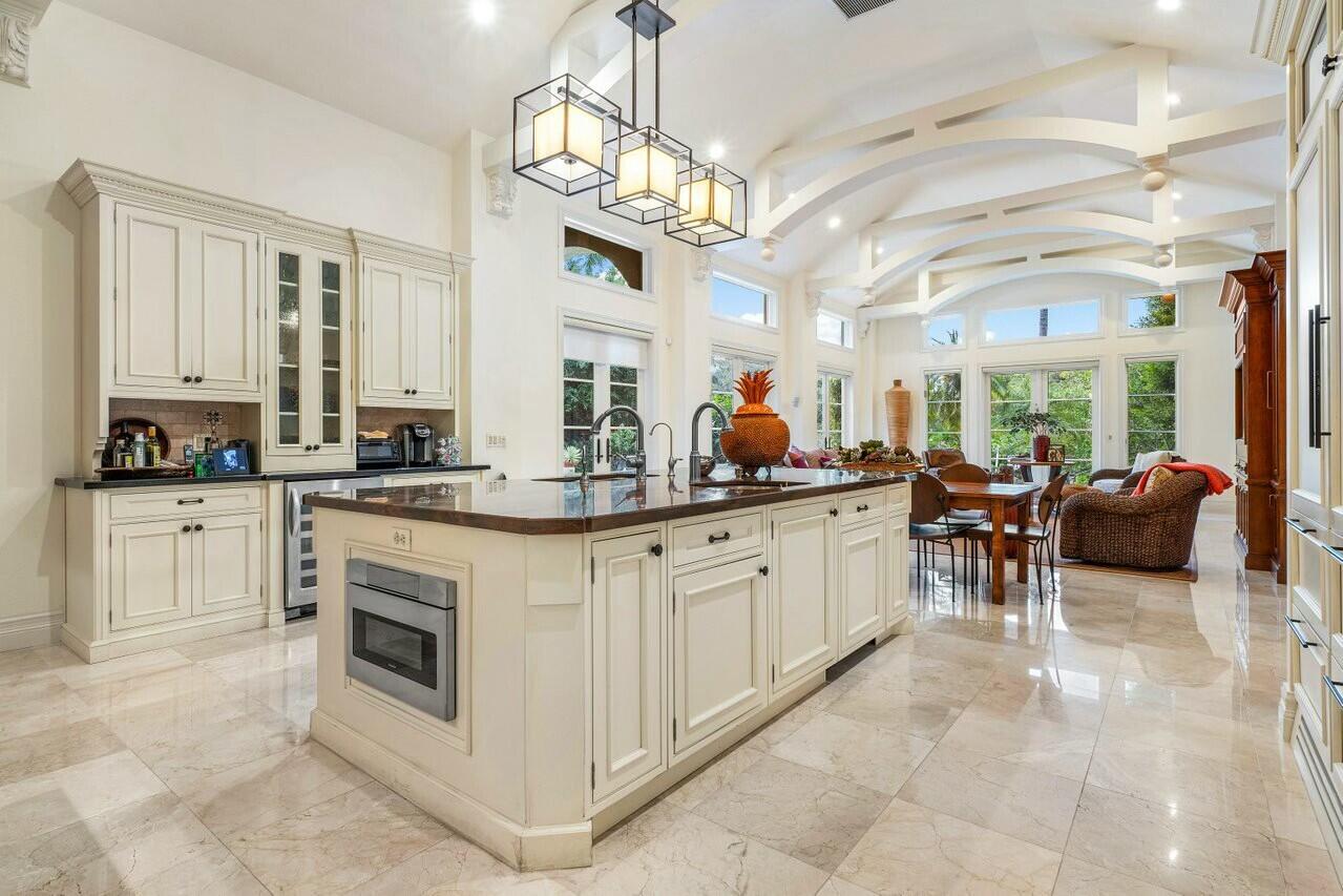 13635 Rhone Circle