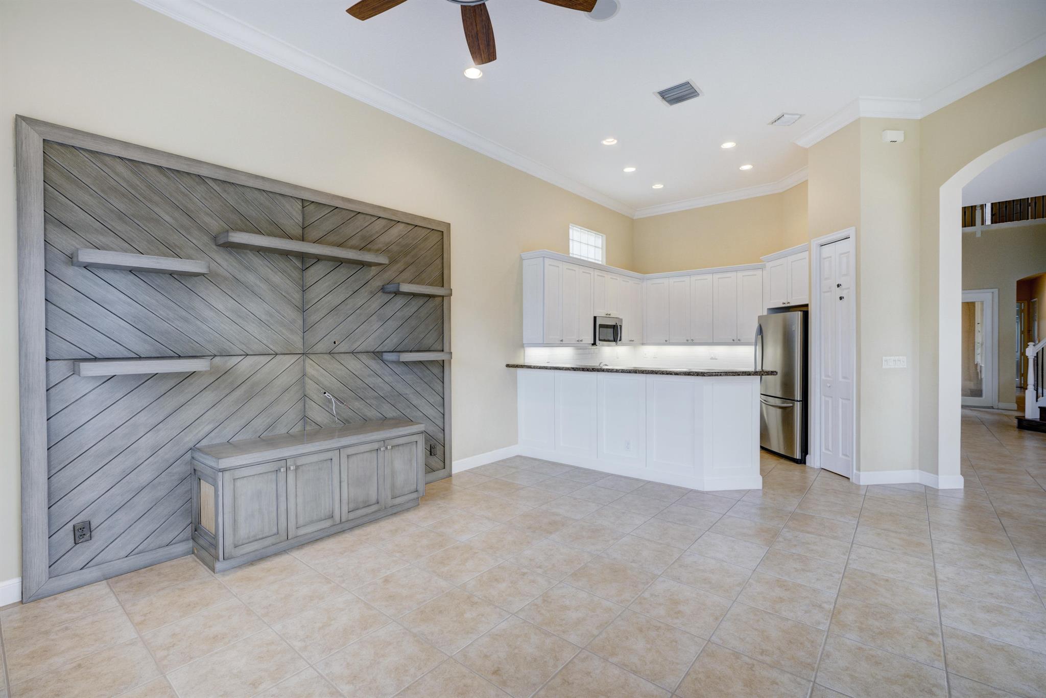 123 Andalusia Way