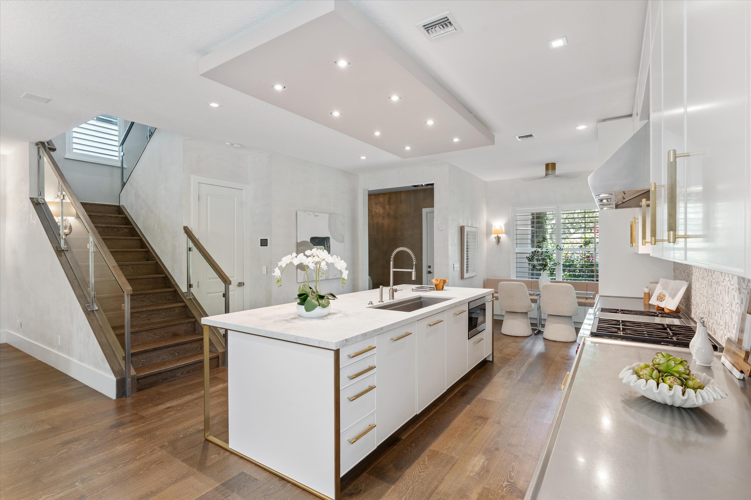 7033 Edison Place